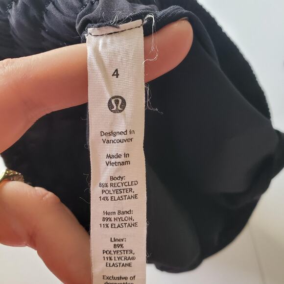 Lululemon Shorts Find Your Pace High Rise Womens 4 Black 3 Inch Lined LW7AYXT - Picture 4 of 9